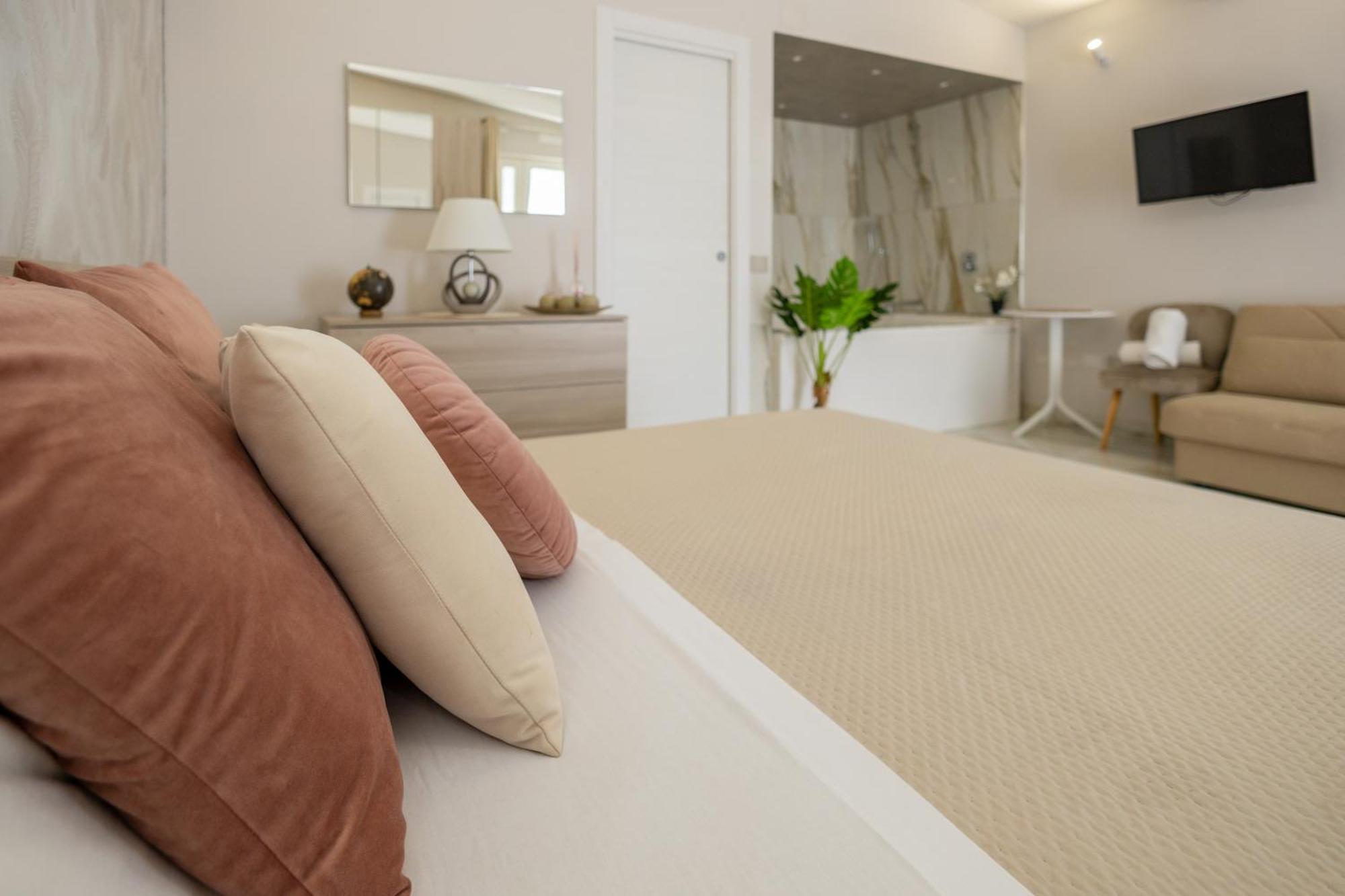 La Perla Luxury Rooms 安格里 外观 照片