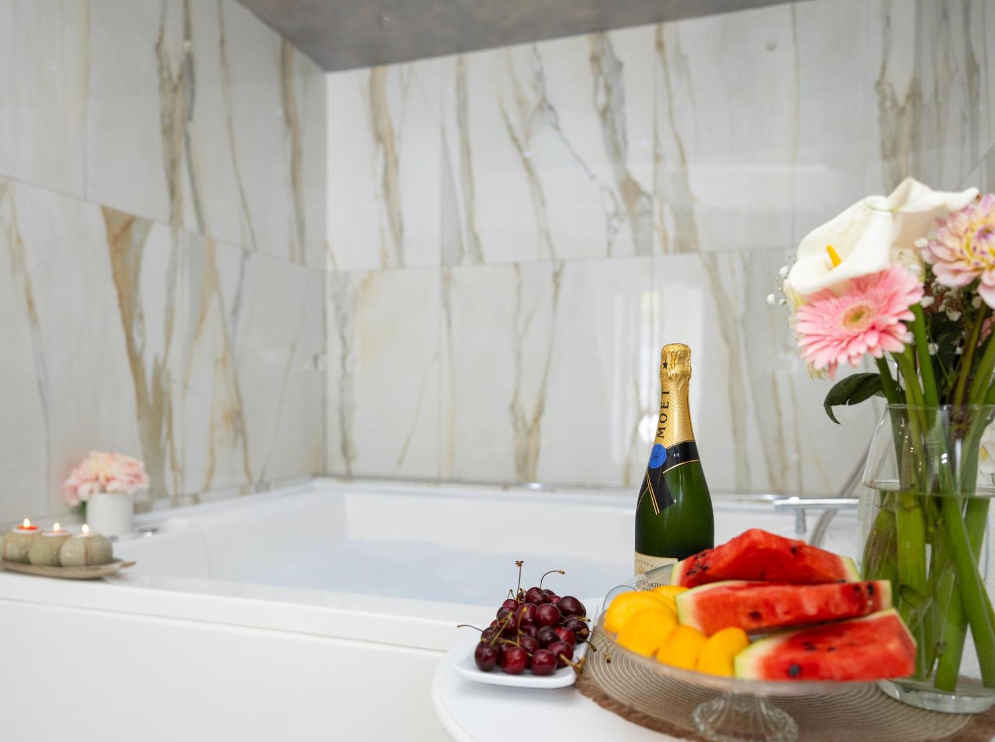La Perla Luxury Rooms 安格里 外观 照片