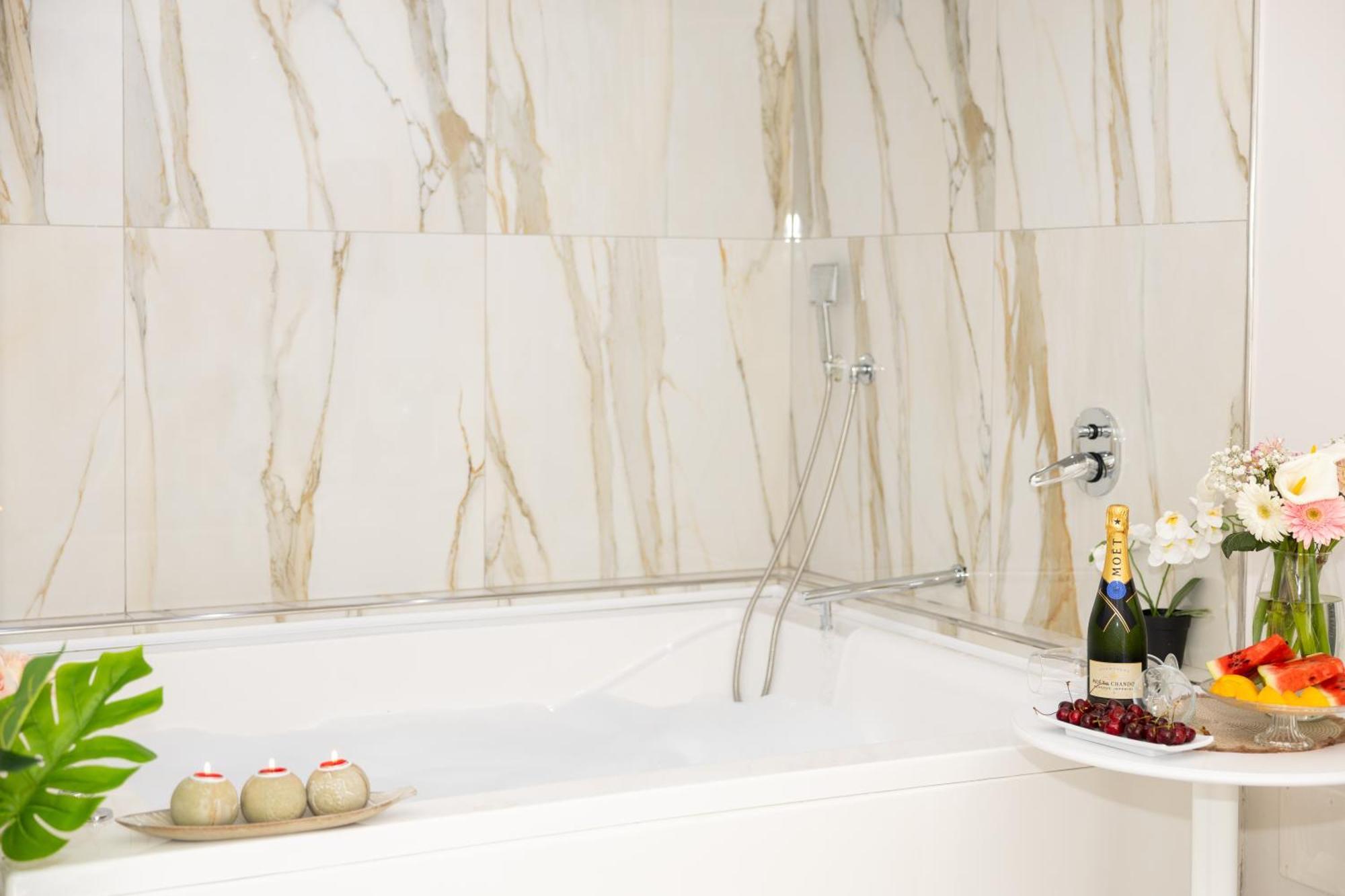 La Perla Luxury Rooms 安格里 外观 照片