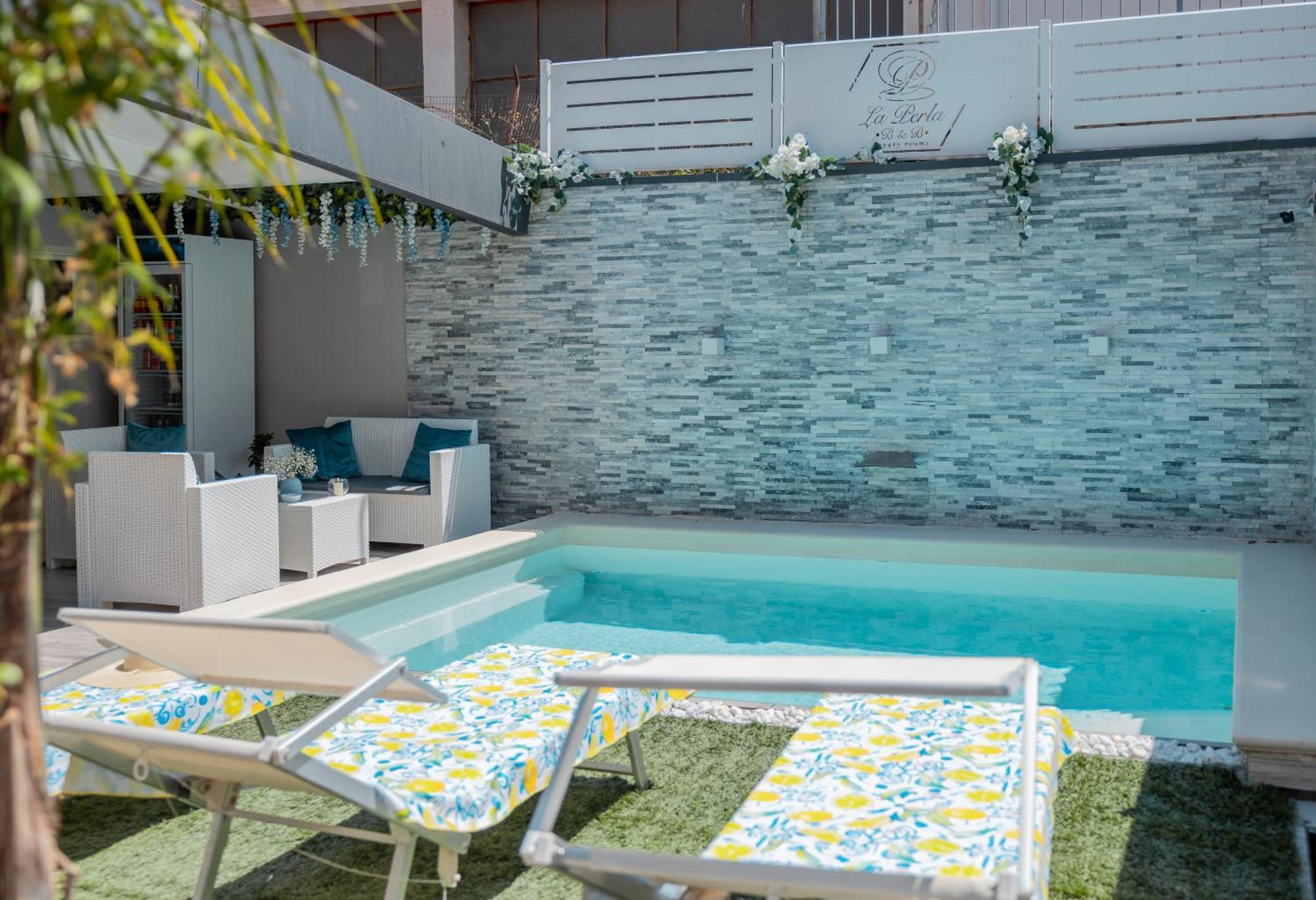 La Perla Luxury Rooms 安格里 外观 照片